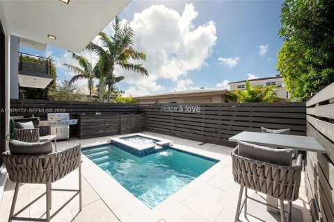 Townhouse in Fort Lauderdale, Florida 3 bedrooms, 195.65 sq.m. № 2043087 - photo 10