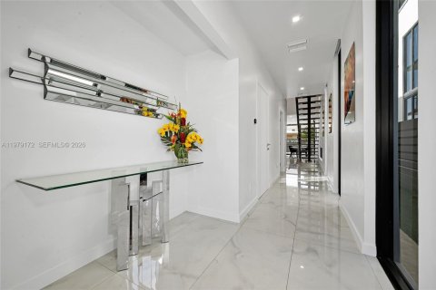 Townhouse in Fort Lauderdale, Florida 3 bedrooms, 195.65 sq.m. № 2043087 - photo 4