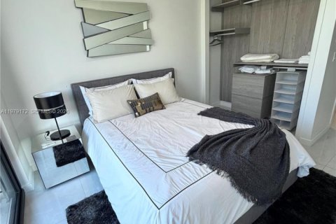 Townhouse in Fort Lauderdale, Florida 3 bedrooms, 195.65 sq.m. № 2043087 - photo 21