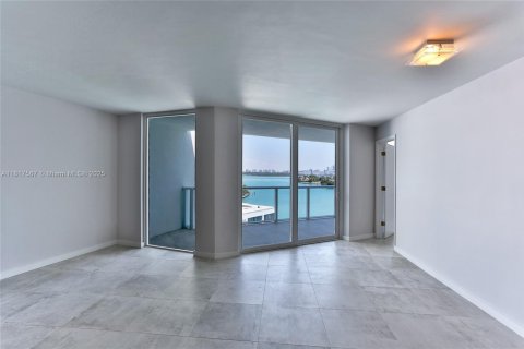Condo in Bay Harbor Islands, Florida, 2 bedrooms  № 1774306 - photo 6
