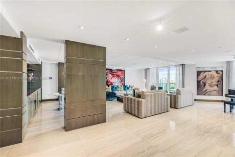 Купить кондоминиум в Авентура, Флорида 5 спален, № 1968439 - фото 21