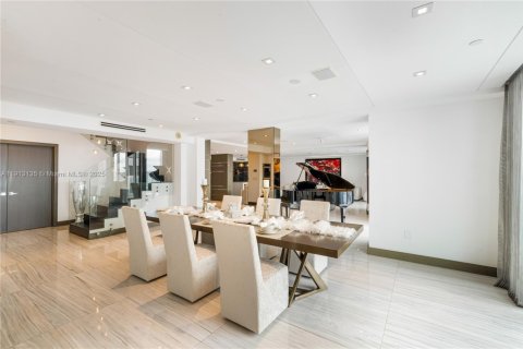 Купить кондоминиум в Авентура, Флорида 5 спален, № 1968439 - фото 16