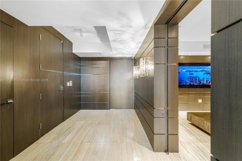 Купить кондоминиум в Авентура, Флорида 5 спален, № 1968439 - фото 19