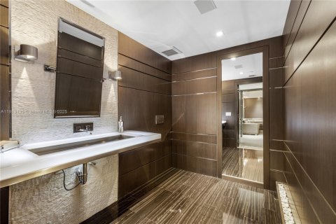 Купить кондоминиум в Авентура, Флорида 5 спален, № 1968439 - фото 18