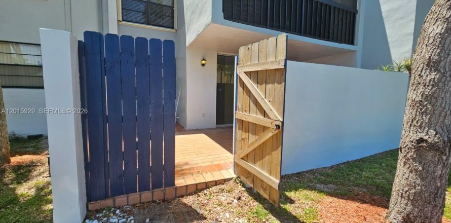 Condo à Miami, Floride, 2 chambres № 2243440