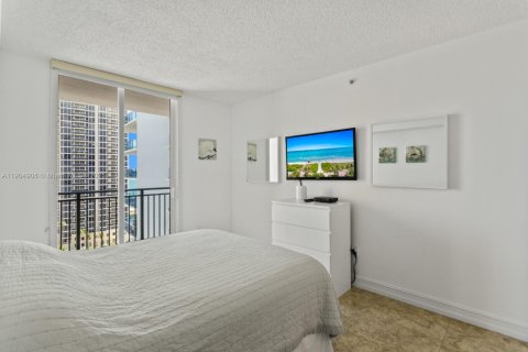 Condo in Sunny Isles Beach, Florida, 3 bedrooms  № 2052732 - photo 6