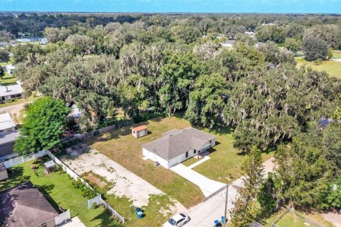 House in Fort Meade, Florida 3 bedrooms, 121.24 sq.m. № 2430330 - photo 16
