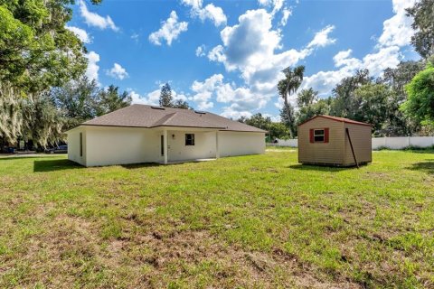 House in Fort Meade, Florida 3 bedrooms, 121.24 sq.m. № 2430330 - photo 12