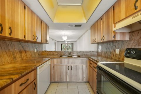 Condo in Punta Gorda, Florida, 2 bedrooms  № 1137370 - photo 8