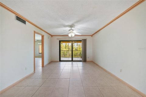 Condo in Punta Gorda, Florida, 2 bedrooms  № 1137370 - photo 14