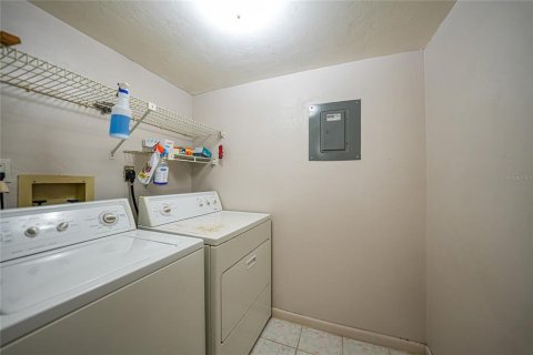 Condo in Punta Gorda, Florida, 2 bedrooms  № 1137370 - photo 29