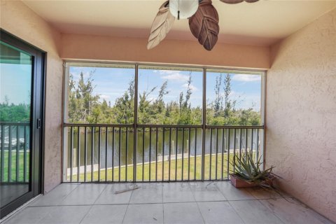 Condo in Punta Gorda, Florida, 2 bedrooms  № 1137370 - photo 30