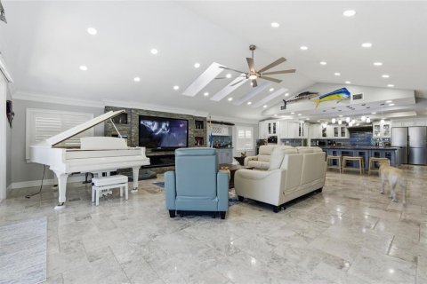Villa ou maison à vendre à Saint Petersburg, Floride: 3 chambres, 249.81 m2 № 2102981 - photo 8
