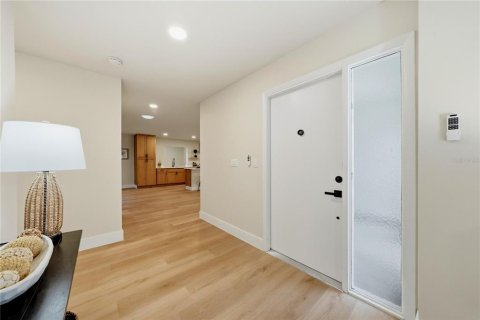House in Palm Harbor, Florida 2 bedrooms, 173.08 sq.m. № 2106574 - photo 8
