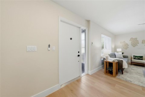 House in Palm Harbor, Florida 2 bedrooms, 173.08 sq.m. № 2106574 - photo 7
