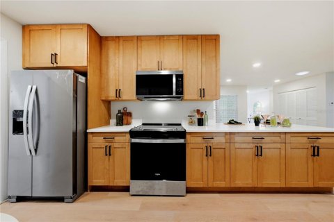 House in Palm Harbor, Florida 2 bedrooms, 173.08 sq.m. № 2106574 - photo 17