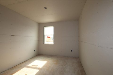 House in Sanford, Florida 5 bedrooms, 330.36 sq.m. № 2288019 - photo 6
