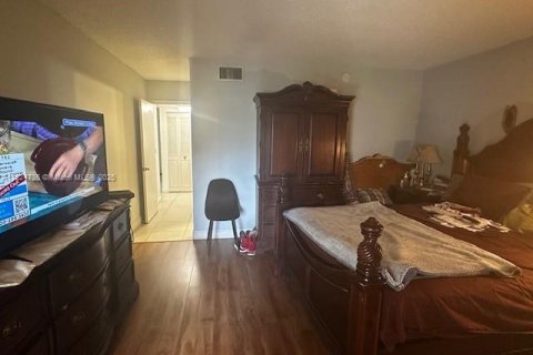 Copropriété à vendre à Margate, Floride: 2 chambres, 102.19 m2 № 1927236 - photo 3