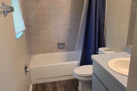 House in Port Charlotte, Florida 2 bedrooms, 99.41 sq.m. № 1910149 - photo 9