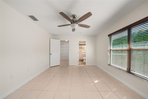 House in Sebring, Florida 2 bedrooms, 171.5 sq.m. № 2396937 - photo 20