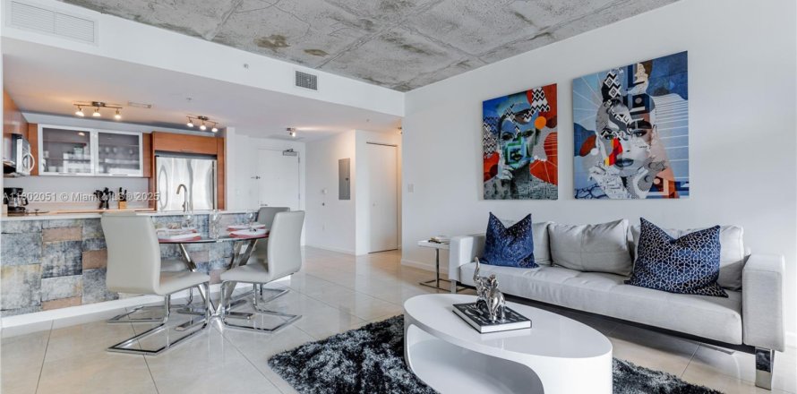 Condo à Miami, Floride, 2 chambres  № 1862149