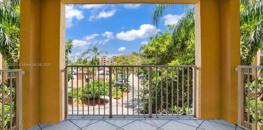 Condo in Aventura, Florida, 2 bedrooms  № 1781886