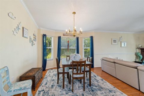 Villa ou maison à vendre à New Port Richey, Floride: 5 chambres, 271.18 m2 № 2151724 - photo 4