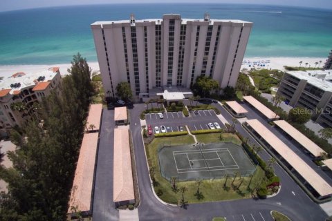 Condominio en alquiler en Longboat Key, Florida, 2 dormitorios, 136.57 m2 № 937242 - foto 3