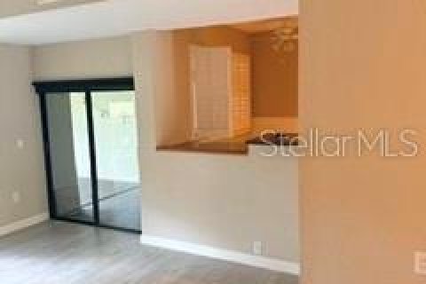 Touwnhouse à louer à Palm Harbor, Floride: 3 chambres, 156.54 m2 № 2103449 - photo 4