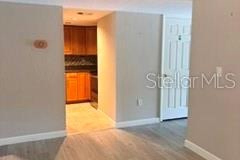 Touwnhouse à louer à Palm Harbor, Floride: 3 chambres, 156.54 m2 № 2103449 - photo 6