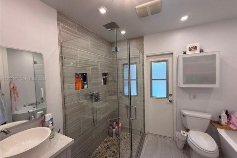 Villa ou maison à louer à Boca Raton, Floride: 4 chambres, 202.06 m2 № 2031539 - photo 7