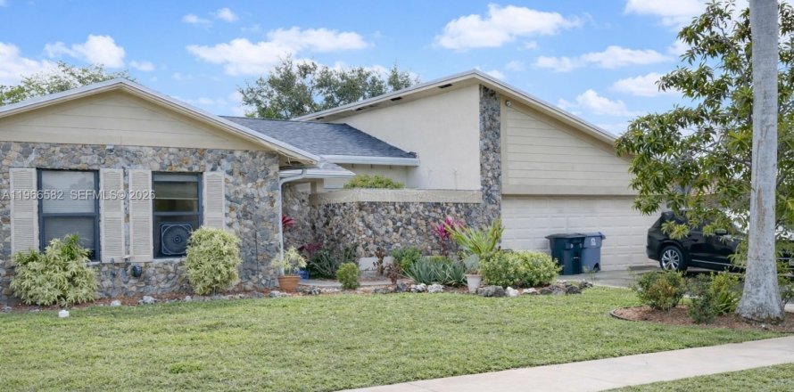 Villa ou maison à Boca Raton, Floride 4 chambres, 202.06 m2 № 2031539