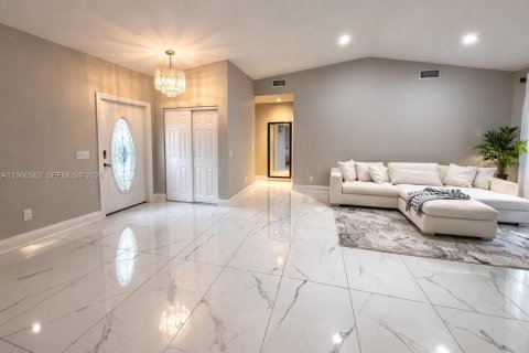 Villa ou maison à louer à Boca Raton, Floride: 4 chambres, 202.06 m2 № 2031539 - photo 3