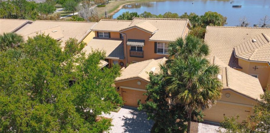 Casa en Kissimmee, Florida 3 dormitorios, 211.07 m2 № 1625057