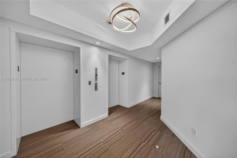 Copropriété à louer à Hollywood, Floride: 3 chambres, 284.47 m2 № 2089406 - photo 29