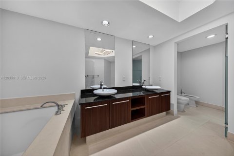 Copropriété à louer à Hollywood, Floride: 3 chambres, 284.47 m2 № 2089406 - photo 15