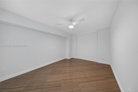 Copropriété à louer à Hollywood, Floride: 3 chambres, 284.47 m2 № 2089406 - photo 30