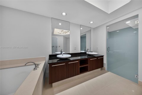 Copropriété à louer à Hollywood, Floride: 3 chambres, 284.47 m2 № 2089406 - photo 14