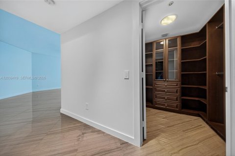 Copropriété à louer à Hollywood, Floride: 3 chambres, 284.47 m2 № 2089406 - photo 20