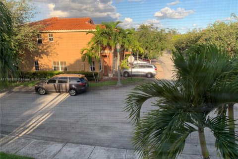Touwnhouse à vendre à Miami, Floride: 3 chambres, 158.31 m2 № 1726802 - photo 27