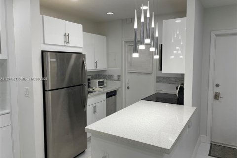 Apartment in Fort Lauderdale, Florida 1 bedroom, 49.7 sq.m. № 2016526 - photo 4