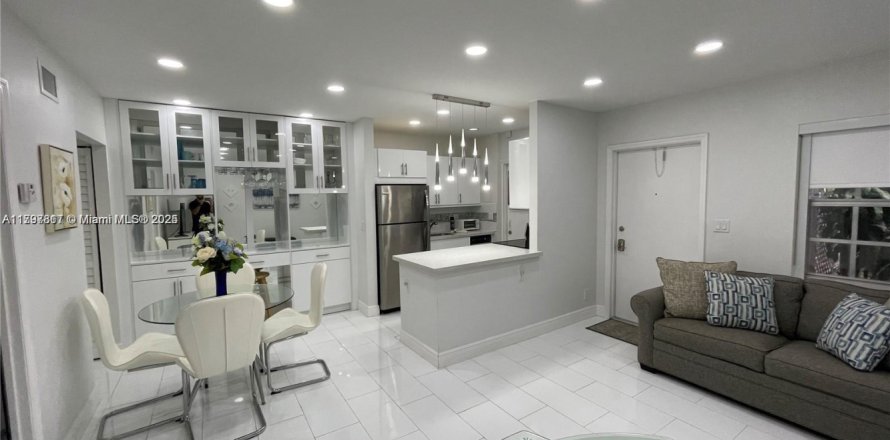Apartment in Fort Lauderdale, Florida 1 bedroom, 49.7 sq.m. № 2016526