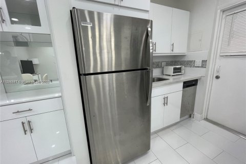 Apartment in Fort Lauderdale, Florida 1 bedroom, 49.7 sq.m. № 2016526 - photo 10