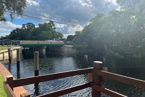 Apartment in Fort Lauderdale, Florida 1 bedroom, 49.7 sq.m. № 2016526 - photo 16