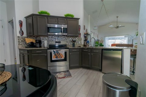 Casa en venta en Kissimmee, Florida, 3 dormitorios, 134.71 m2 № 1733775 - foto 9