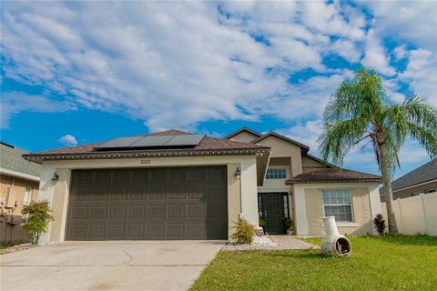 Casa en venta en Kissimmee, Florida, 3 dormitorios, 134.71 m2 № 1733775 - foto 1