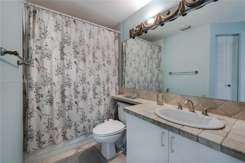 Купить кондоминиум в Авентура, Флорида 1 спальня, 69.68м2, № 2088661 - фото 19