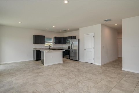 Villa ou maison à vendre à Haines City, Floride: 3 chambres, 121.89 m2 № 2203674 - photo 5