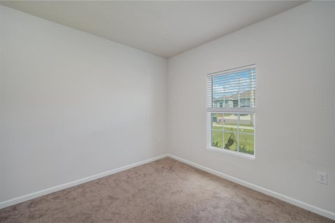 Villa ou maison à vendre à Haines City, Floride: 3 chambres, 121.89 m2 № 2203674 - photo 11