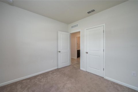 Villa ou maison à vendre à Haines City, Floride: 3 chambres, 121.89 m2 № 2203674 - photo 12